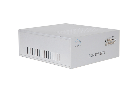 comprare L'alta precisione ha incluso l'interfaccia di USB 3,0 di larghezza di banda di DSR Ettus USRP E310 56MHz fabbricazione online
