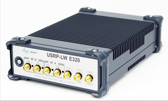 Ettus USRP E320 Compatibile. USRP-LW E320 2T2R RF 70 MHz-6 GHz 56 MHz BW Ogni ADC/DAC 12 bit USRP Software Defined Radio Device